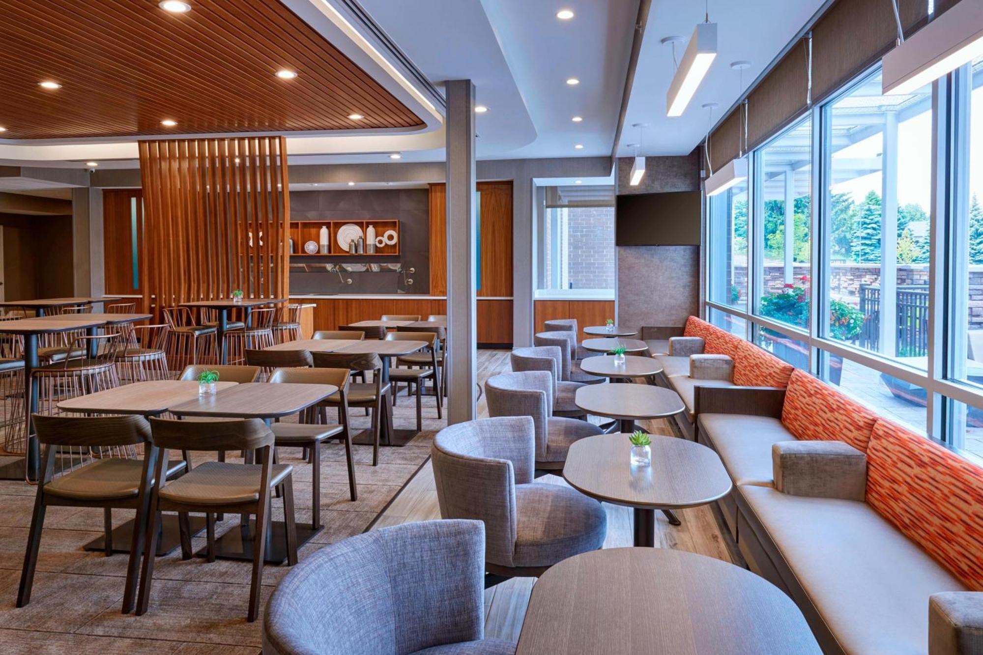 Springhill Suites By Marriott Grand Rapids West Grandville Bagian luar foto